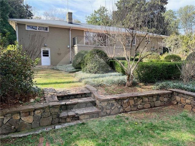 140 Spring Drive, Roswell, GA 30075