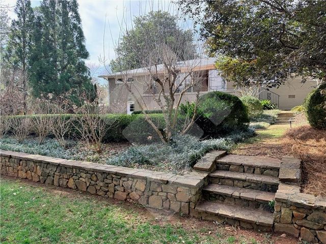 140 Spring Drive, Roswell, GA 30075