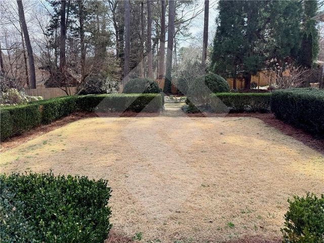 140 Spring Drive, Roswell, GA 30075
