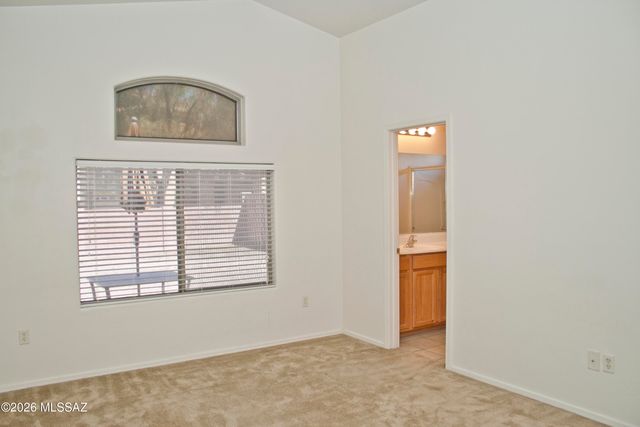 8876 N Misty Brook Drive, Tucson, AZ 85743