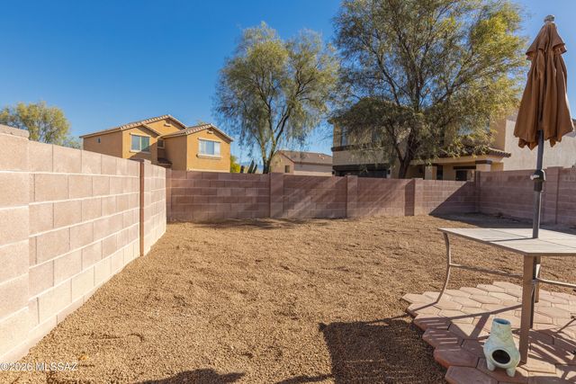 8876 N Misty Brook Drive, Tucson, AZ 85743