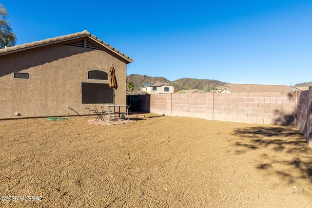 8876 N Misty Brook Drive, Tucson, AZ 85743