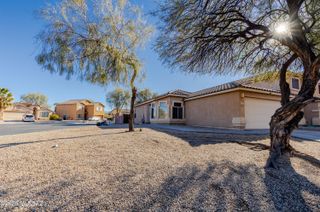 8876 N Misty Brook Drive, Tucson, AZ 85743