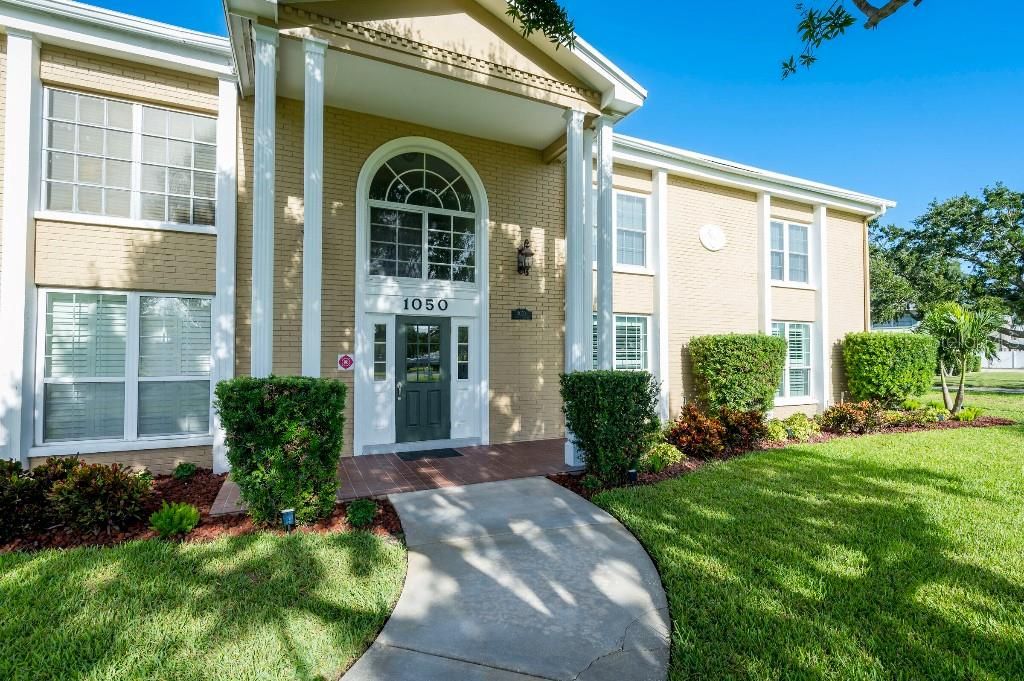 1050 RAFAEL BOULEVARD NE 2, St Petersburg, FL 33704