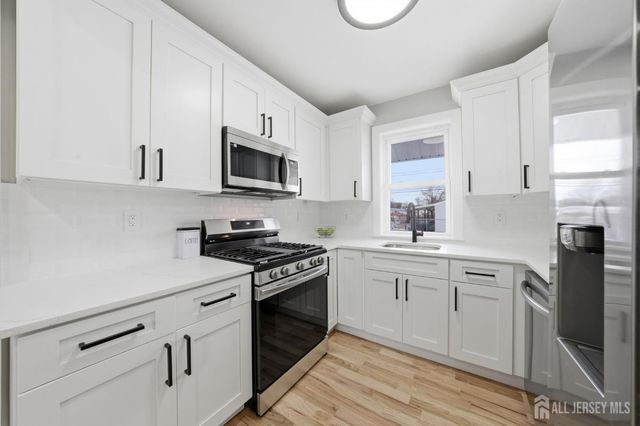 115 Frank Street, Franklin Twsp, NJ 08873