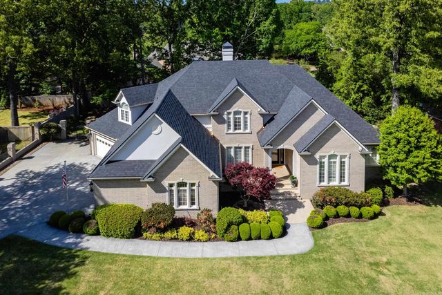 18 Hickory Creek Drive, Little Rock, AR 72212