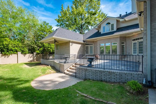 18 Hickory Creek Drive, Little Rock, AR 72212