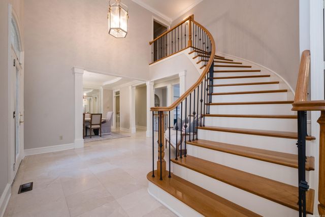 18 Hickory Creek Drive, Little Rock, AR 72212