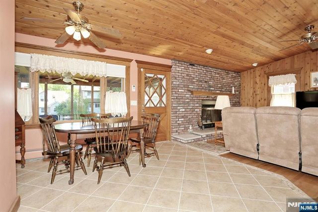 116 W Quackenbush Avenue, Dumont, NJ 07628