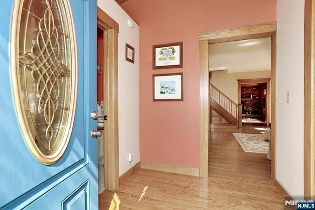 116 W Quackenbush Avenue, Dumont, NJ 07628