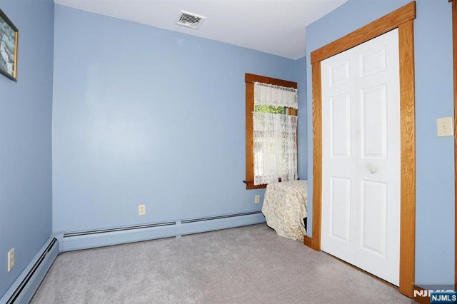 116 W Quackenbush Avenue, Dumont, NJ 07628