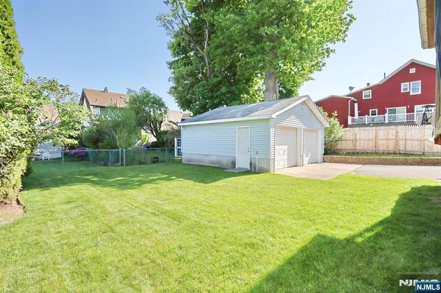 116 W Quackenbush Avenue, Dumont, NJ 07628