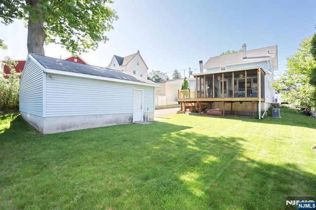 116 W Quackenbush Avenue, Dumont, NJ 07628