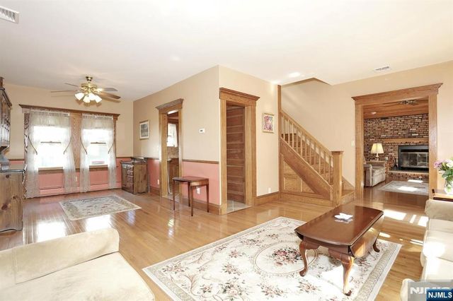 116 W Quackenbush Avenue, Dumont, NJ 07628