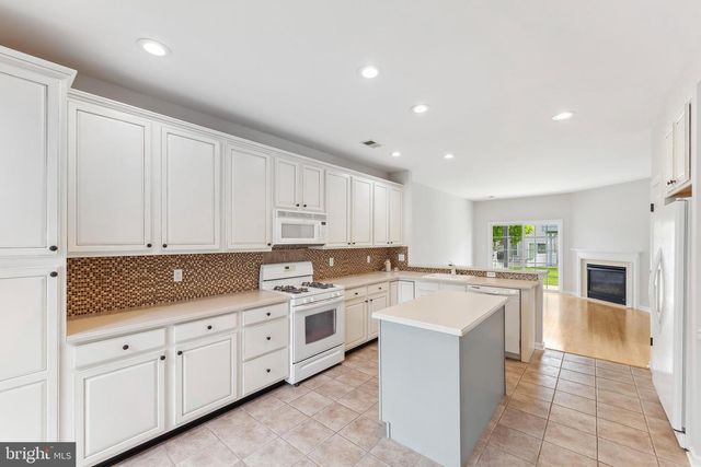 201 ST ANDREWS DR, Cape May Court House, NJ 08210
