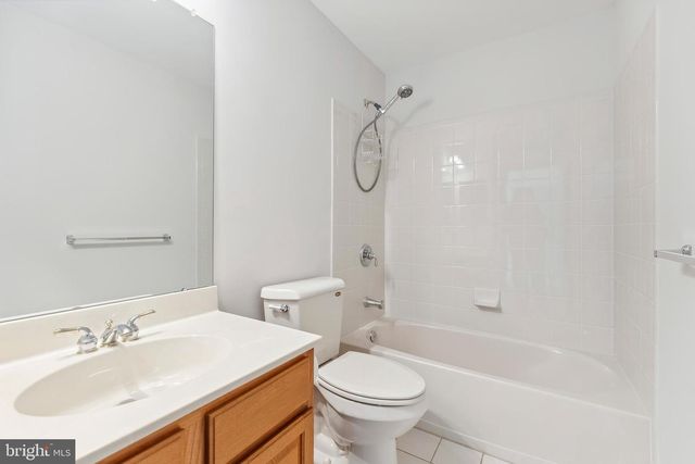 201 ST ANDREWS DR, Cape May Court House, NJ 08210