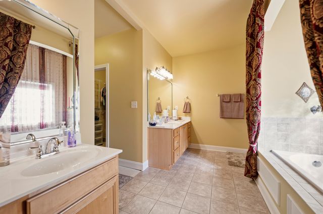 428 Shady Brook Drive, Richmond, KY 40475