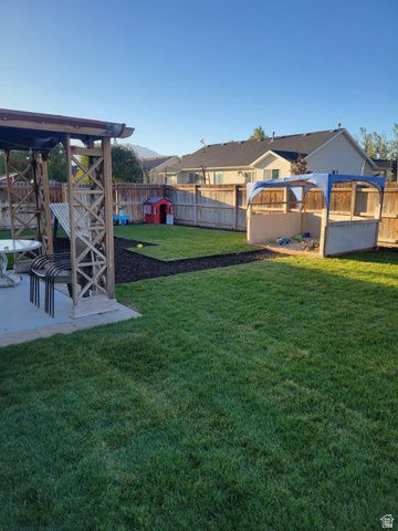 2147 E SHADOW DR, Eagle Mountain, UT 84005