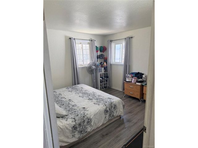 7391 Bronco Rd, Denver, CO 80221