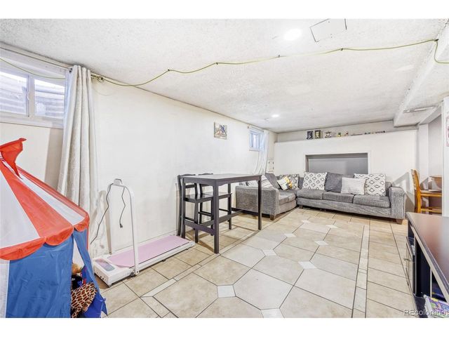 7391 Bronco Rd, Denver, CO 80221