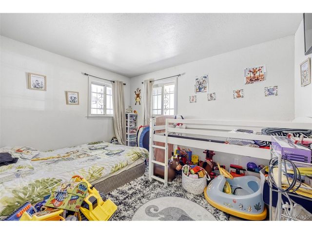 7391 Bronco Rd, Denver, CO 80221