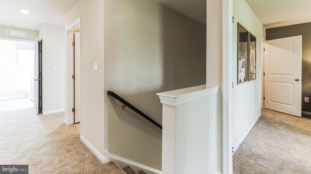 105 PEAR RIDGE DR, Harrisburg, PA 17111
