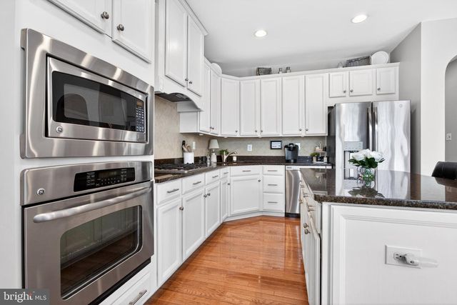 536 RAYMOND DR, West Chester, PA 19380