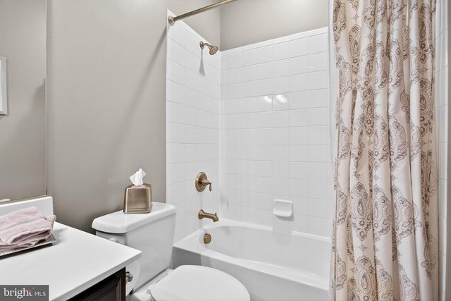 536 RAYMOND DR, West Chester, PA 19380