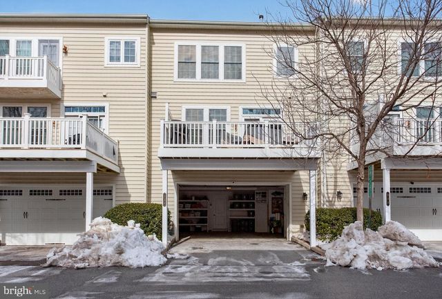 536 RAYMOND DR, West Chester, PA 19380