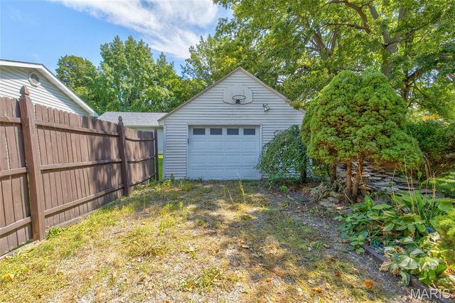 505 S Lafayette Street, Jerseyville, IL 62052