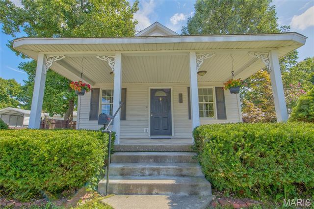 505 S Lafayette Street, Jerseyville, IL 62052