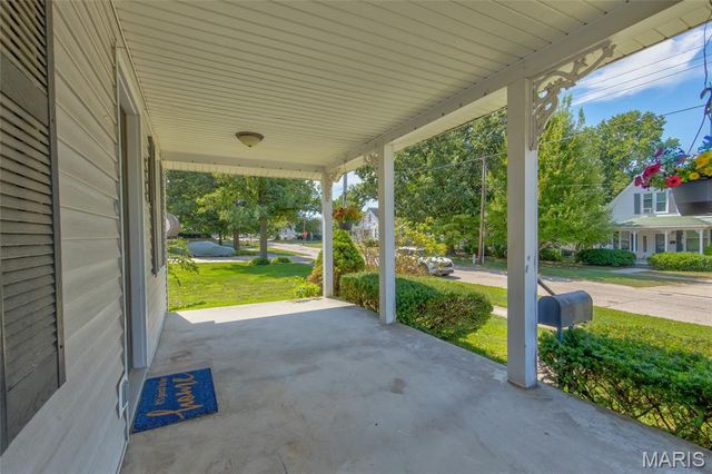 505 S Lafayette Street, Jerseyville, IL 62052