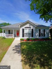 606 Haverhill Circle, Warner Robins, GA 31088