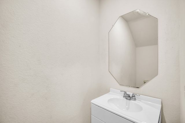 1815 Crimson Avenue, Farmersville, TX 75442