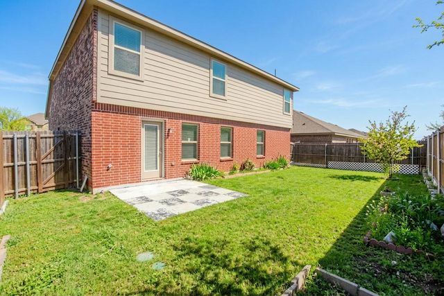 1815 Crimson Avenue, Farmersville, TX 75442