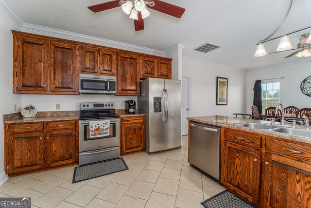 6664 Southside Drive, Blackshear, GA 31516