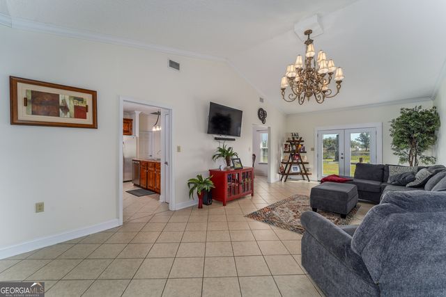 6664 Southside Drive, Blackshear, GA 31516