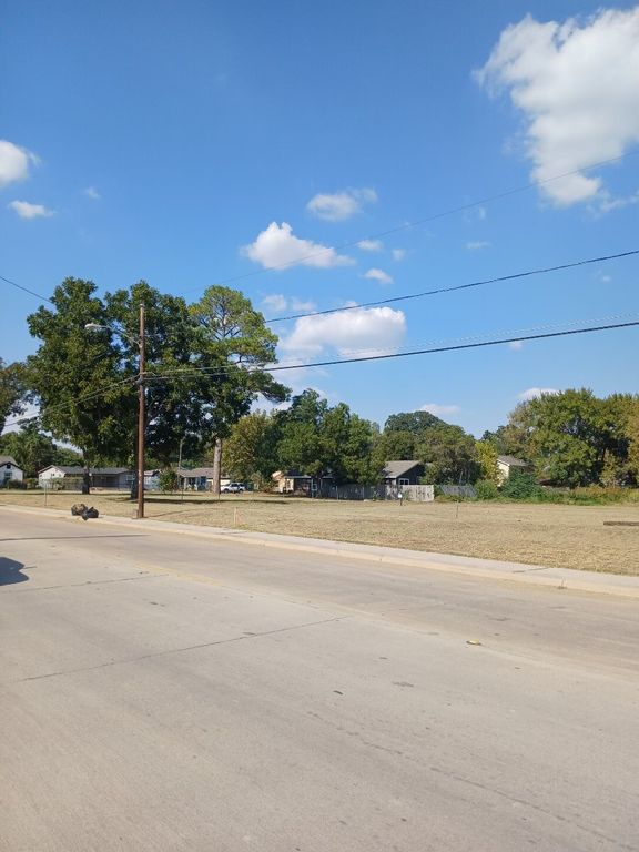 8312 Carbondale Street, Dallas, TX 75216