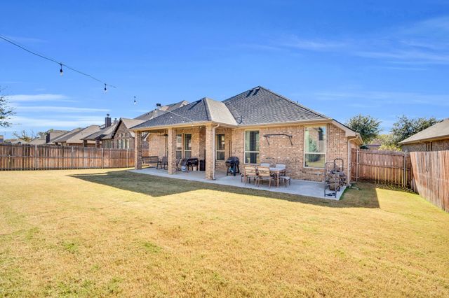 405 Ashlawn Drive, Midlothian, TX 76065