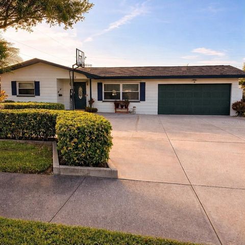 2218 8TH AVENUE SW, Largo, FL 33770