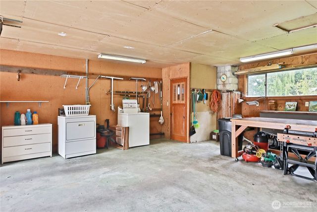 538 Bush Point Road, Freeland, WA 98249