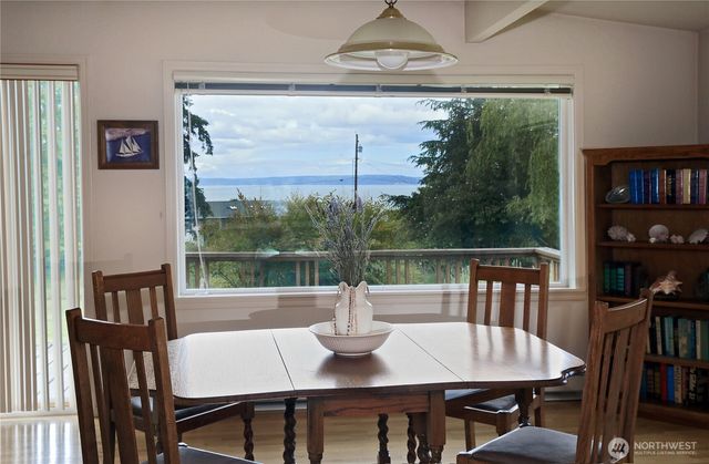 538 Bush Point Road, Freeland, WA 98249