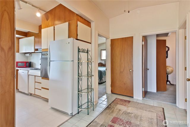 538 Bush Point Road, Freeland, WA 98249