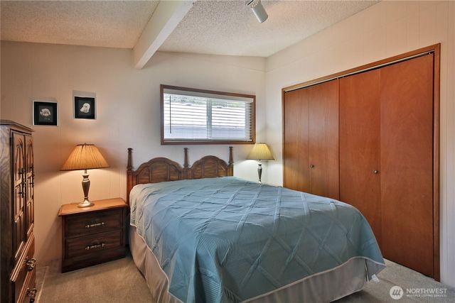 538 Bush Point Road, Freeland, WA 98249