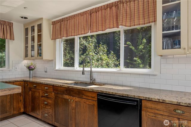 10507 48th Street E, Edgewood, WA 98372