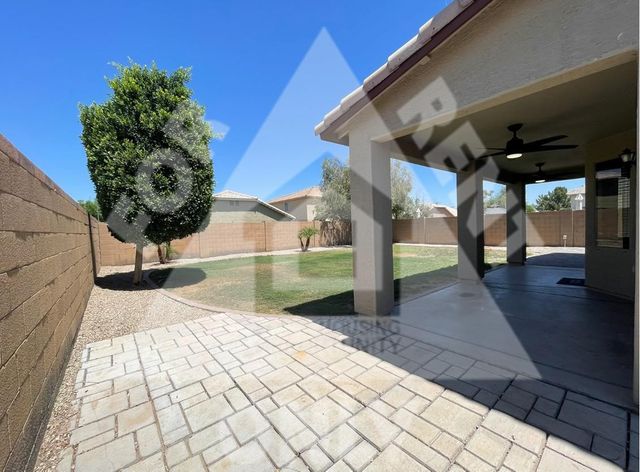 2424 W Saint Kateri Drive, Phoenix, AZ 85041