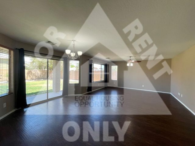 2424 W Saint Kateri Drive, Phoenix, AZ 85041