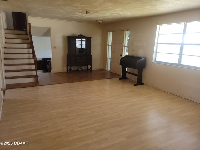 3941 S Peninsula Drive, Port Orange, FL 32127