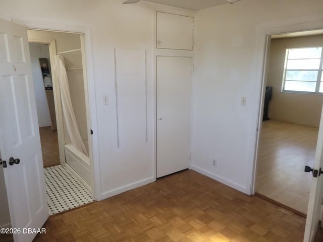 3941 S Peninsula Drive, Port Orange, FL 32127