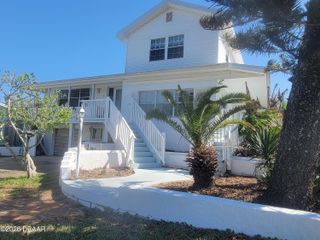 3941 S Peninsula Drive, Port Orange, FL 32127